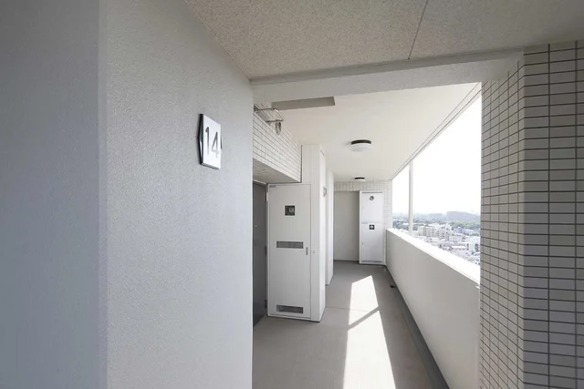 モノの置きっぱなしは安全面でもNG行為。集合住宅の共用部分の使い方
