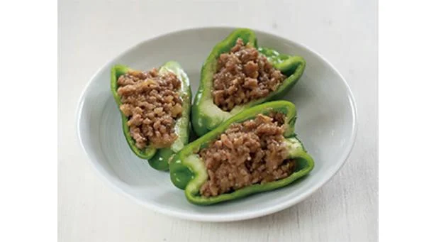種ごとでも食べられる！ おつまみに最適な「生ピーマンの肉詰め」【JA全農広報部さんに聞いたおいしい野菜の食べ方】（7）