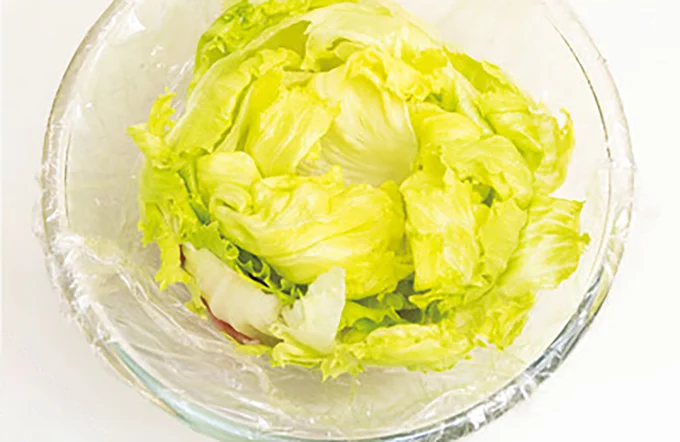 最後はレタスで蓋をする