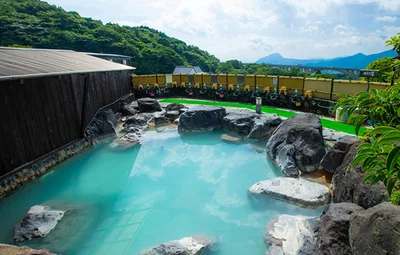 「みょうばん湯の里」の温泉はクレンジング効果のある硫黄泉