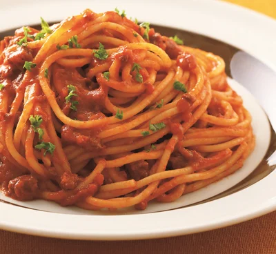 「大人むけのパスタ牛肉とイベリコ豚の粗挽きボロネーゼ」レンチンでかなうぜいたくなパスタソース