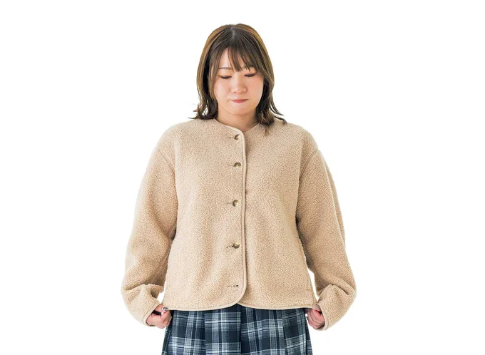 【お悩み】フリースアウター、よかれと思ってオーバーサイズを選んだら、逆に大きく見えちゃってる!