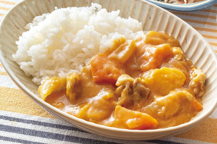 【給食の先生のレシピ】子どもも大好き！自家製ルーでつくるカレーライス献立／給食の先生がつくる家族に愛されごはん（1）