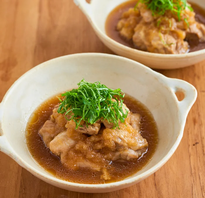 大根おろしで後味さっぱり。ワンパンでつくる「鶏肉のみぞれ煮」／とびきり美味しい疲れ果てごはん（7）