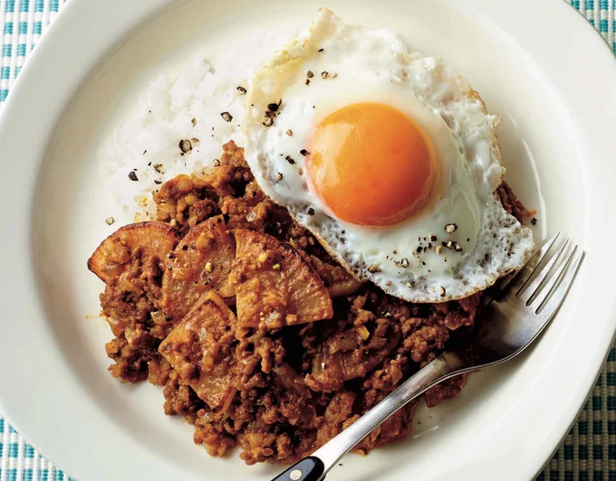 かくし味のみそでコクをプラス「大根ドライカレー」