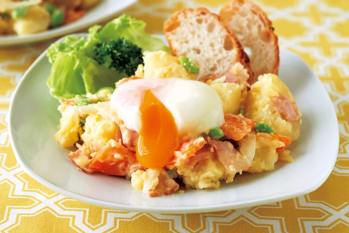 卵×枝豆でたんぱく質をプラス！とろとろ温泉卵のポテトサラダ／はるはるママのパワーチャージごはん（7）