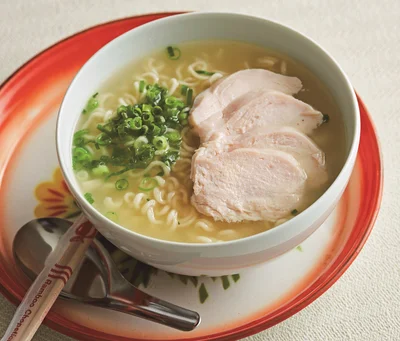 チキンのフォー風
