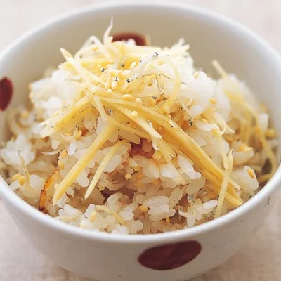 【画像】ほかにも「炊き込み・混ぜご飯」のレシピをチェック（記事下にレシピへのリンクあり）