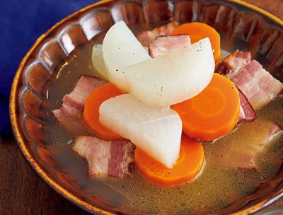 大根とベーコンのポトフ風