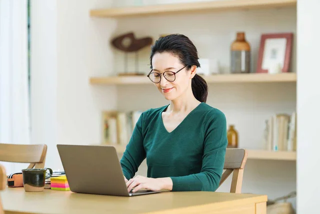 50代から始めたWebライターの仕事。最初に受注した案件は？