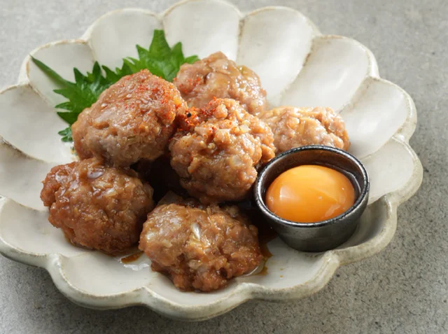 【元Jリーガー・小泉勇人のオススメ】旨味と香ばしさがたまらん！「照り焼きつくね」