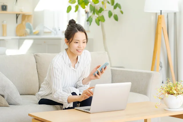 ネット証券と店舗型証券の違いって？ 資産35億円「億り人」のオススメは／漫画インデックス投資一択で億り人（3）
