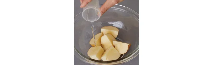 水を加えると表面が乾かず、皮もペロッとむける