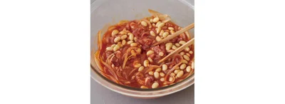 肉をほぐし忘れると、1つにかたまってしまうので気をつけて