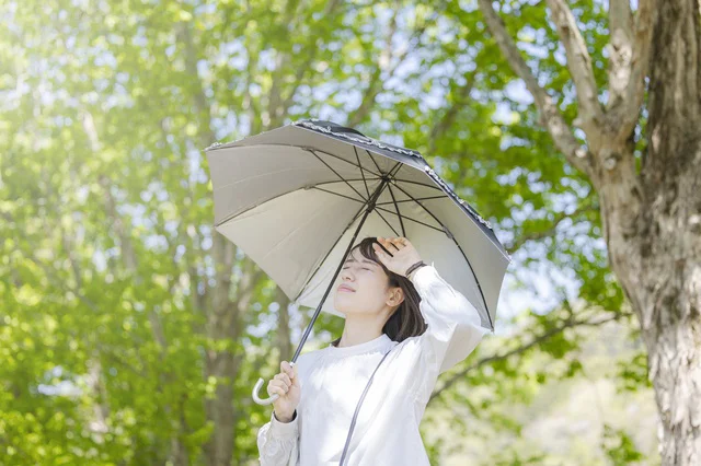 遮光率＆UVカット率100%の最強日傘ブランドの新作をチェック