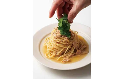 大葉をのせる