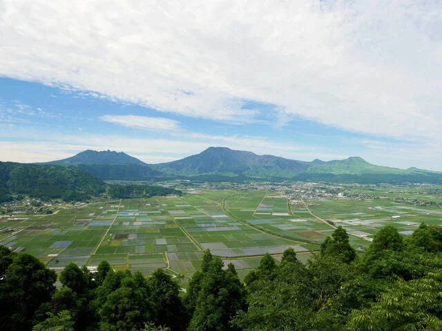 熊本県阿蘇市にある城山展望所から見える阿蘇五岳