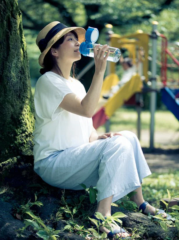 渇きを感じる前のこまめな水分補給は、夏の基本