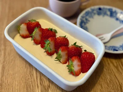 華やかな、いちごのスコップチーズケーキ♪