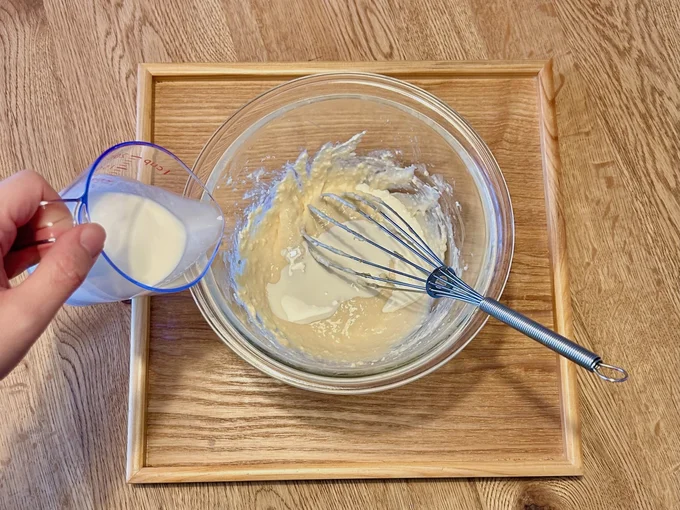 生クリームは少しずつ入れる！