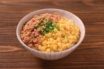 レンジで簡単！二色丼