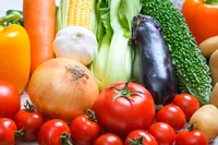 野菜で暑さに負けない体作り！ 価格動向から見た8月下旬の“おすすめ野菜”はにんじん、トマト、たまねぎ