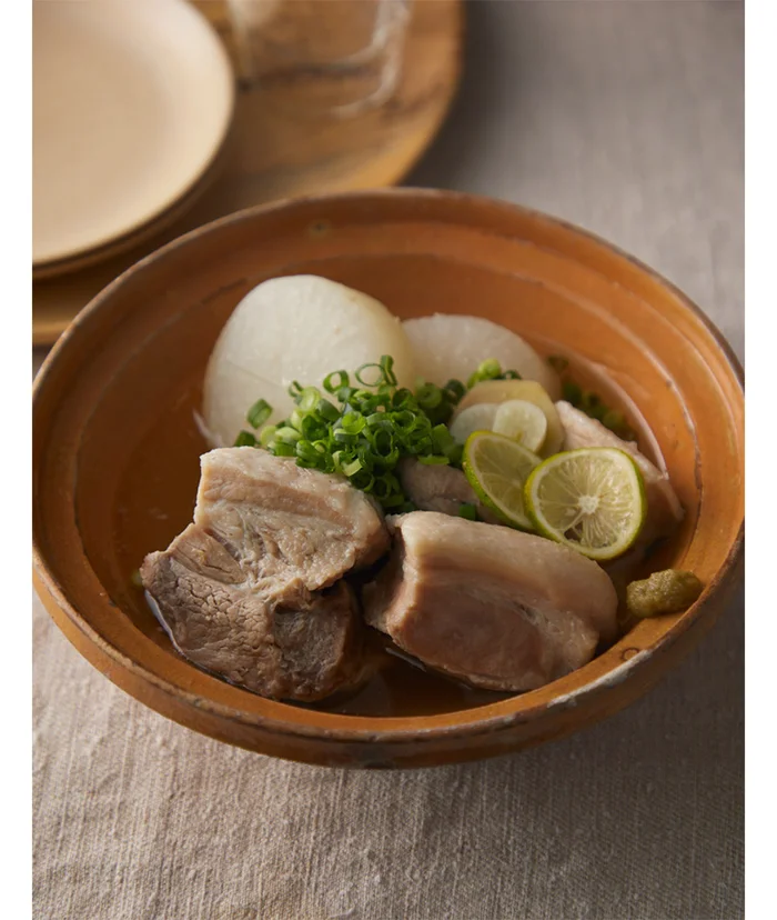 待ってよかった！ 時間がかかっても食べたい、とろふわ豚肉と厚切り大根がたまらん「塩角煮」