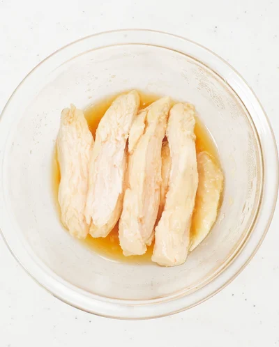 酢じょうゆ味のレンジで蒸し鶏