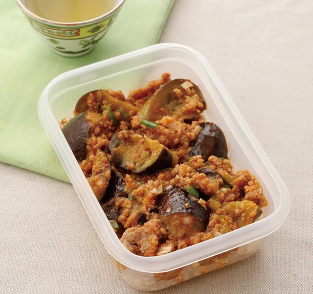 15分ほどのレンチンで5日分がラクに作れる！「麻婆なす弁当」／糖質オフのハマるやせ弁365（11）