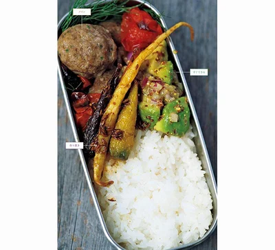 【華やかなチオベン】異国の味がお弁当に！ 「キョフテとミニトマトのグリル弁当」