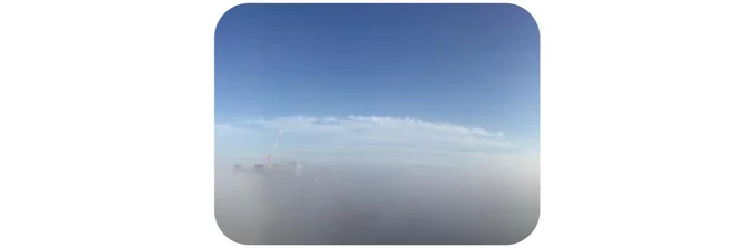 朝の霧