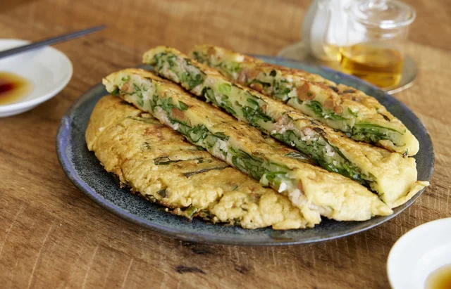 納豆は焼いてもおいしいって知ってた？　腸活にもおすすめ！ 納豆でチヂミ＆つくね