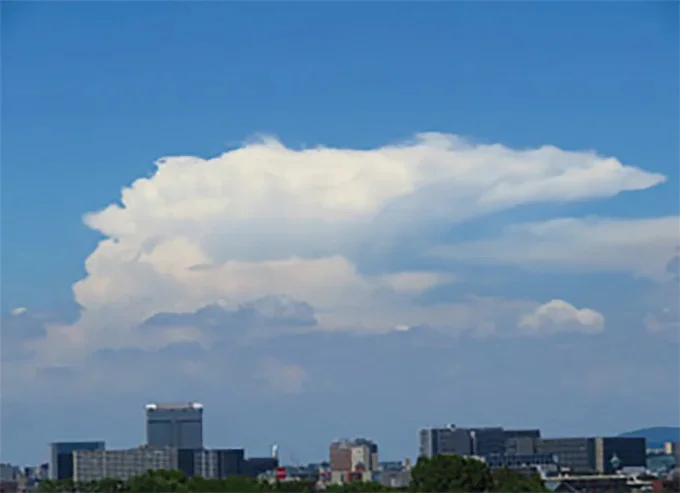 多毛積乱雲