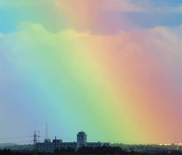 虹と遊ぶ 虹のふもとに行ってみたいのに！永遠にたどりつけないふしぎ／すご