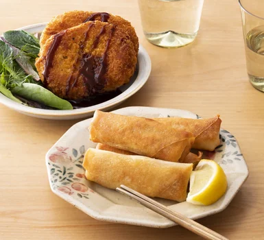 油は少なくていい！「冷凍コロッケ」の調理ハック【後片付けもラクチン！】