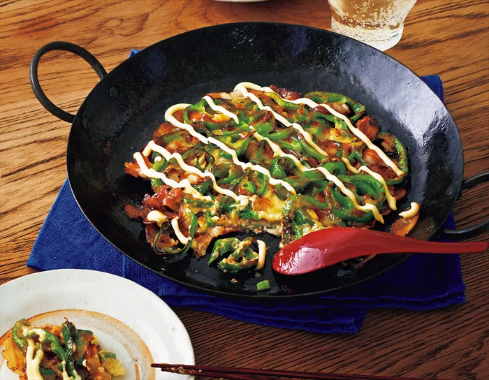 お好み焼きっぽいものが食べたい時に大活躍！ 「ピーマンと豚バラのお好み焼き」／ツレヅレハナコの2素材で私つまみ（6）