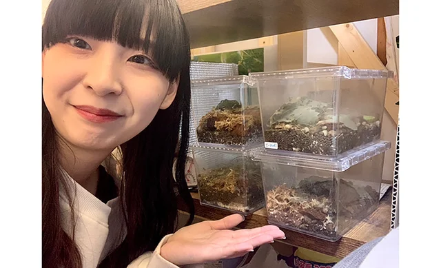 「丸くて可愛い森のお掃除屋さん」絵本作家デビューを果たした人気クリエイター芸人が語る「ダンゴムシ」の魅力