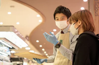 新商品発表会では試飲も実施