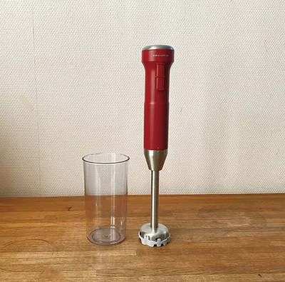 家電ではなく調理器具感覚のお手軽ハンディブレンダー