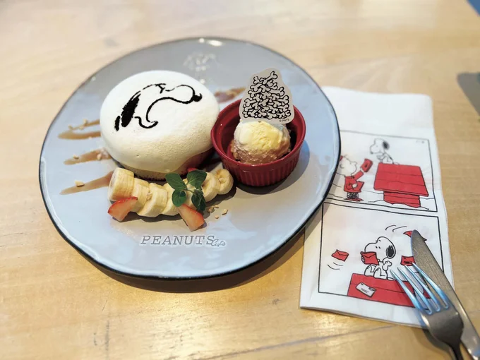 絵になるメニューが充実！「ピーナッツ カフェ」