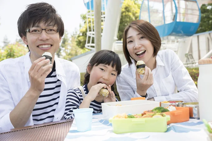 【厚切りジェイソンさんに学ぶ】家族でお出かけ！食費を上手に抑えるには？