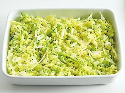 おいしさ長もち！キャベツを無駄なく使い切る「塩もみキャベツ」と活用レシピ