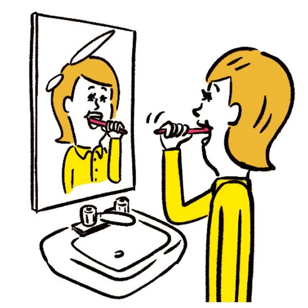 鏡の前で磨くと、磨き残しが減る！