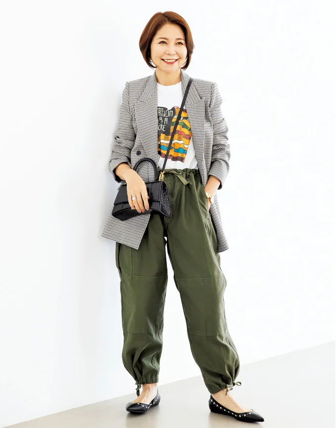 ジャケットさえ羽織れば大人っぽくなる
