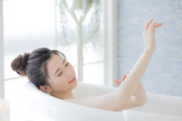 なかなか寝つけないなら寝る前に体温を上げよう！体を芯から温めて安眠に導く入浴剤