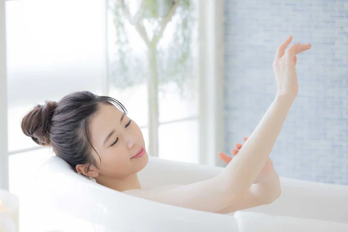 なかなか寝つけないなら寝る前に体温を上げよう！体を芯から温めて安眠に導く入浴剤