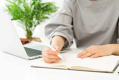 初心者なのであえてその“手癖“を変えようとは思わなかったし、自分なりの書き方の癖がわかってからは、作業時間はかなり短縮されました。