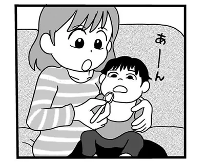 生後6か月の双子が離乳食デビュー！ 同じものをあげても2人の反応がまるで違う!?