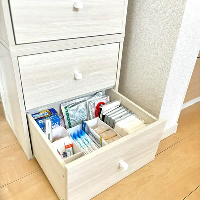 意外と溜まりがちなお薬の収納