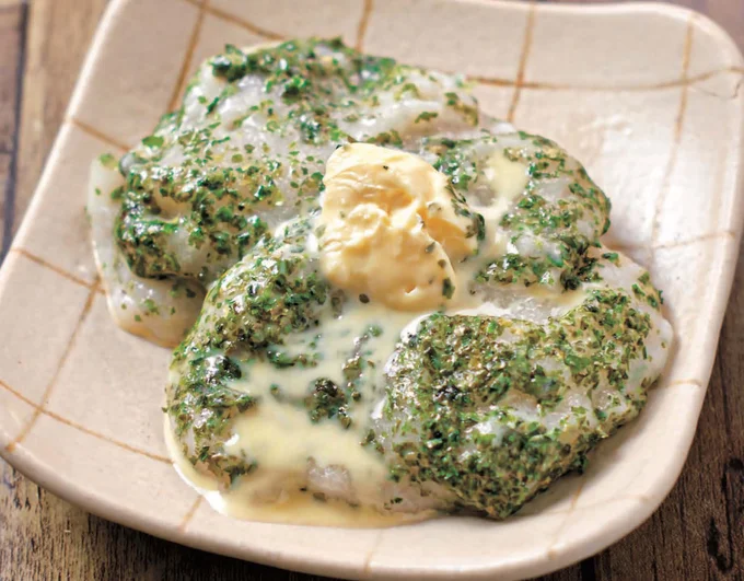 バターと青のりの香りが食欲をそそる!「のり塩バターもち」